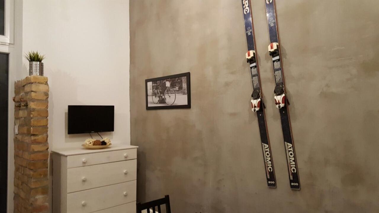 K10 A Kazinczy Apartment Budapeste Exterior foto